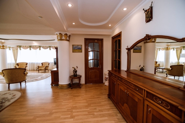 
   Продам 3-комнатную, 178 м², Карбышева пер, 5

. Фото 6.