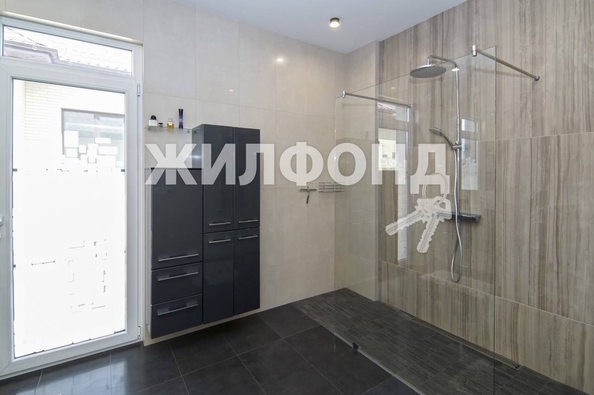 
   Продам дом, 225.9 м², Краснодар

. Фото 19.