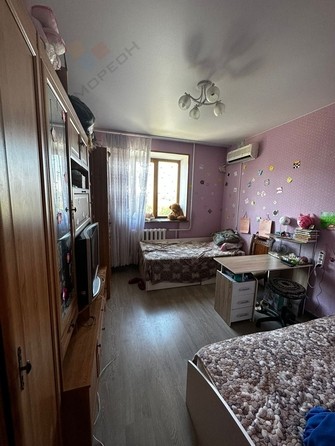 
   Продам 2-комнатную, 62.9 м², Бургасская ул, 56/1

. Фото 4.