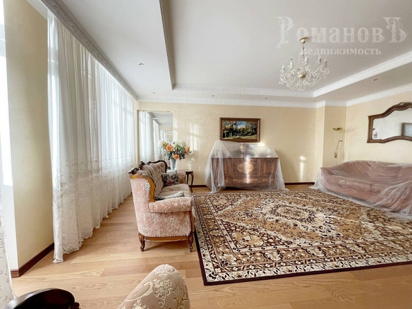 
   Продам 3-комнатную, 127 м², Мира ул, 284/1

. Фото 4.