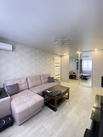 
  Продается 1-комн. квартира, 42 м², Булгакова ул, д. 23
. Фото 6.