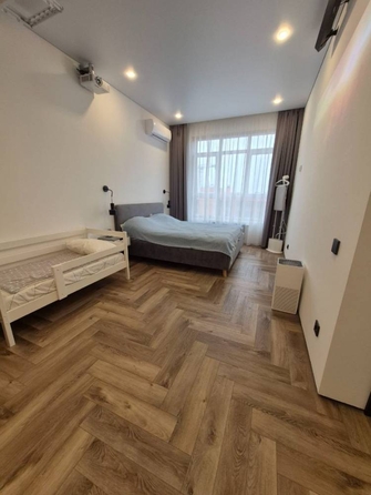
   Продам 1-комнатную, 40.9 м², 40 лет Октября ул

. Фото 10.