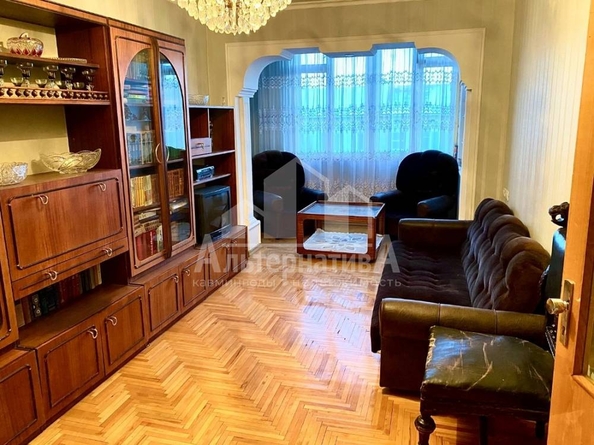 
   Продам 3-комнатную, 55.5 м², Героев Медиков ул

. Фото 3.