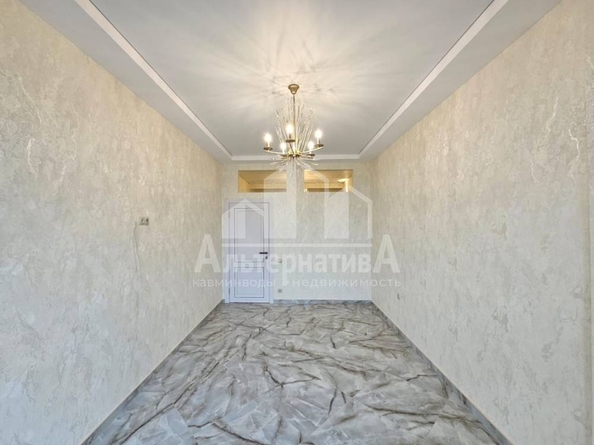 
   Продам 1-комнатную, 48.1 м², Жмакина ул

. Фото 7.
