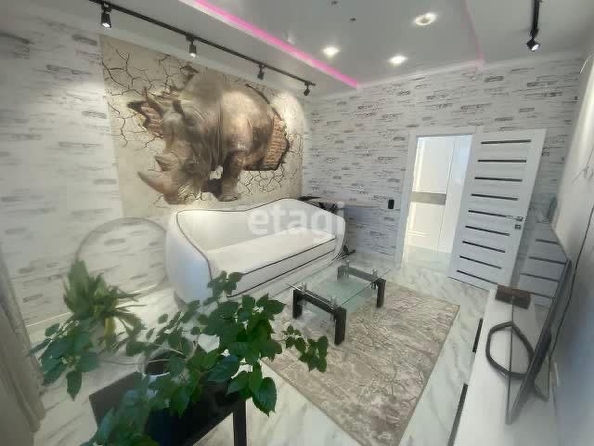 
   Продам 3-комнатную, 131 м², Ботанический проезд, 3а

. Фото 1.
