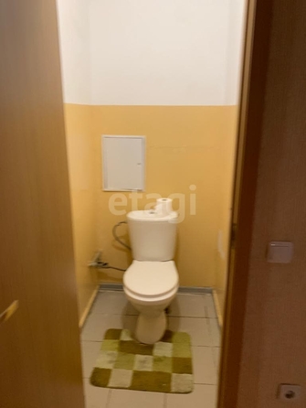 
   Продам 3-комнатную, 71.2 м², Южный обход ул, 12/14

. Фото 8.