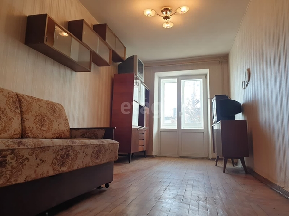 
   Продам 3-комнатную, 65 м², Доваторцев ул, 37/2

. Фото 2.