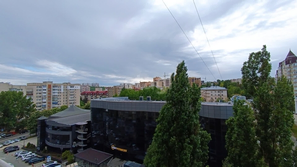 
   Продам 1-комнатную, 36 м², Комсомольская ул, 48

. Фото 11.