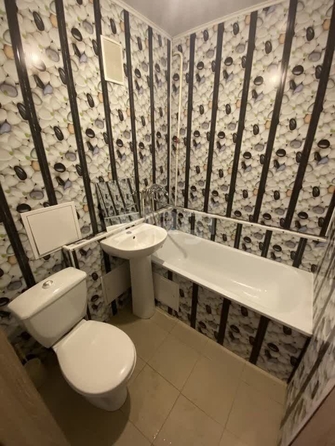 
   Продам 2-комнатную, 47 м², Ленина ул, 424

. Фото 5.