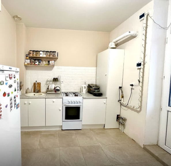 
   Продам 1-комнатную, 33.7 м², генерала Маргелова ул, 5/2

. Фото 2.