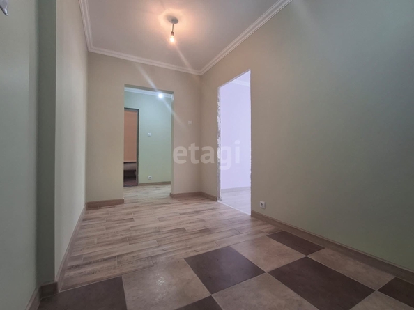 
   Продам 2-комнатную, 77.2 м², Шпаковская ул, 76а/2

. Фото 3.