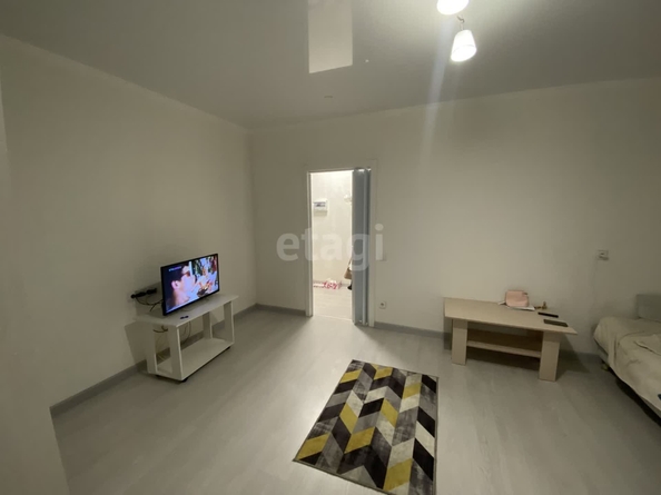 
  Продается 1-комн. квартира, 36.3 м², Доваторцев ул, д. 90/3
. Фото 2.