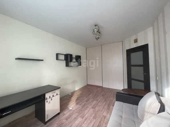 
   Продам 1-комнатную, 35 м², Доваторцев ул, 86/1

. Фото 4.