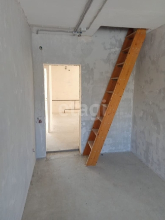 
   Продам 3-комнатную, 76.8 м², Парижской Коммуны ул, 54б

. Фото 4.