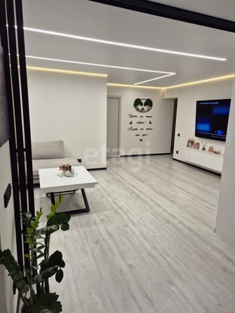 
   Продам 4-комнатную, 104 м², Гражданская ул, 3а

. Фото 3.
