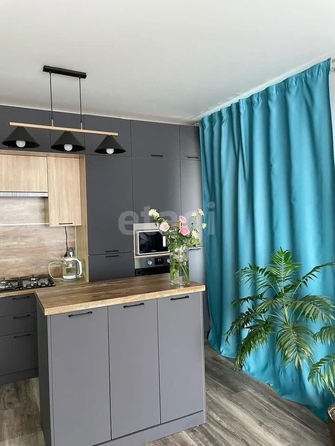 
   Продам 1-комнатную, 53 м², Невельский проезд, 10

. Фото 4.