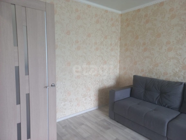 
   Продам 1-комнатную, 40 м², Юности пр-кт, 32

. Фото 4.