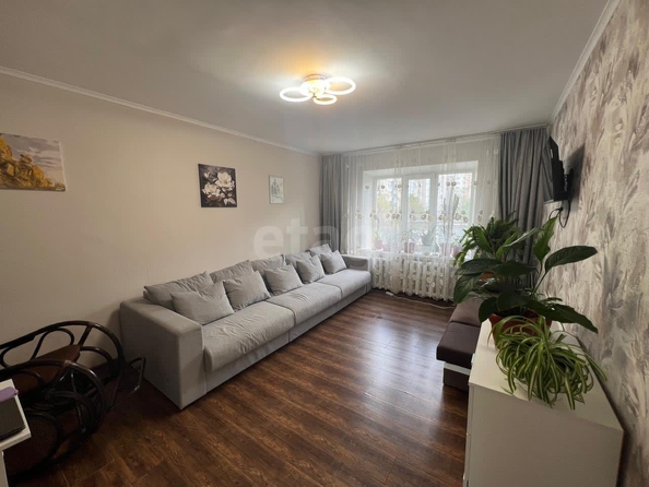
   Продам 2-комнатную, 60.4 м², Ленина ул, 74/17

. Фото 3.