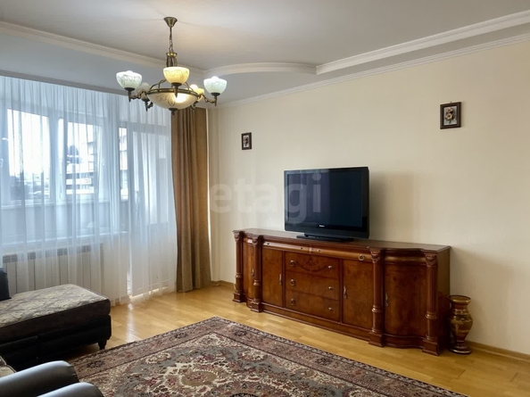 
   Продам 4-комнатную, 180 м², Ленина ул, 245

. Фото 9.