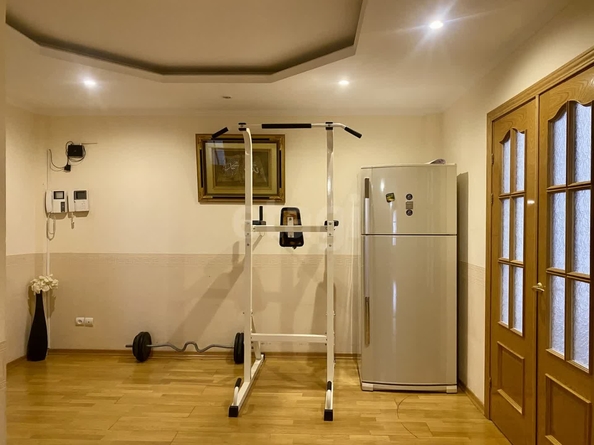 
   Продам 4-комнатную, 180 м², Ленина ул, 245

. Фото 10.