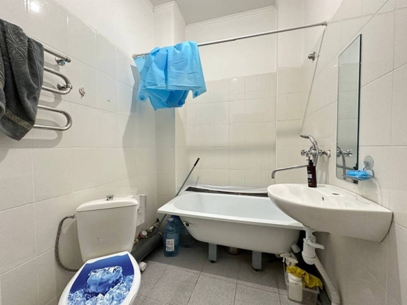 
  Продается 1-комн. квартира, 37 м², Азербайджанская ул
. Фото 11.
