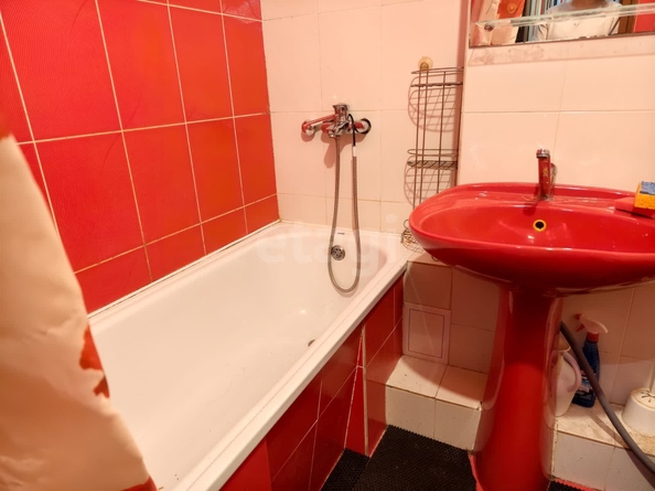 
  Продается 1-комн. квартира, 35.9 м², Родосская ул, д. 11
. Фото 8.