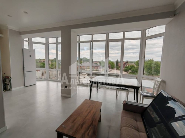 
  Продается 2-комн. квартира, 70.2 м², Октябрьская ул
. Фото 7.