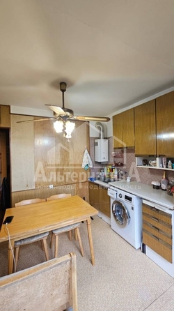 
  Продается 2-комн. квартира, 43 м², Андрея Губина ул
. Фото 3.