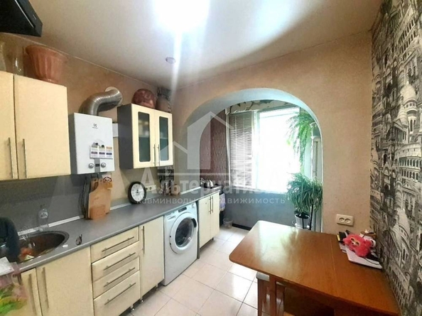 
  Продается 1-комн. квартира, 27 м², Островского ул
. Фото 1.