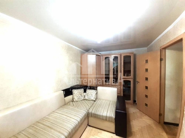 
  Продается 1-комн. квартира, 27 м², Островского ул
. Фото 4.