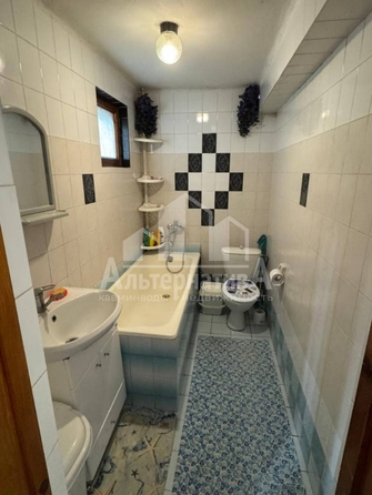 
  Продается 2-комн. квартира, 45 м², Андрея Губина ул
. Фото 9.