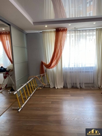 
  Продается 3-комн. квартира, 106 м², Октябрьская ул
. Фото 3.