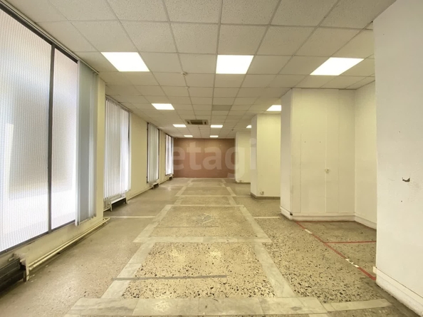 
  Сдается торговая площадь, 355 м², Маршала Жукова ул, д. 42
. Фото 8.