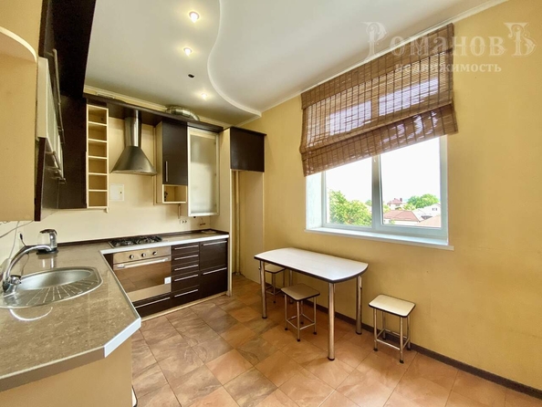 
  Продается 2-комн. квартира, 71 м², Осипенко ул, д. 8
. Фото 6.