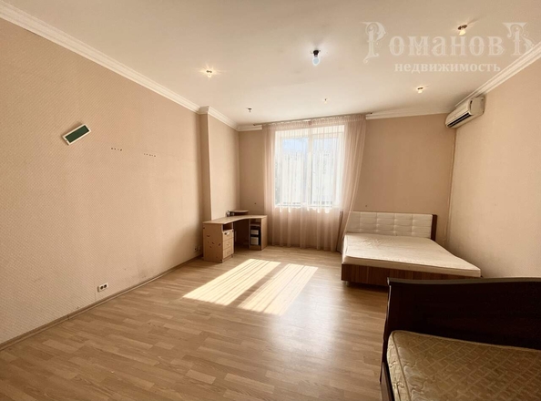 
  Продается 2-комн. квартира, 71 м², Осипенко ул, д. 8
. Фото 13.