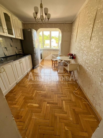 
  Продается 3-комн. квартира, 71.3 м², Островского ул
. Фото 2.