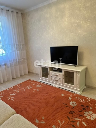 
  Продается 2-комн. квартира, 54 м², Серова ул, д. 480
. Фото 2.