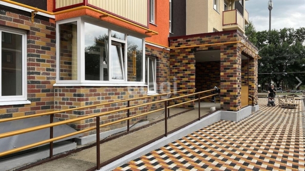 
  Продается 1-комн. квартира, 33 м², Ишкова ул, д. 99
. Фото 2.