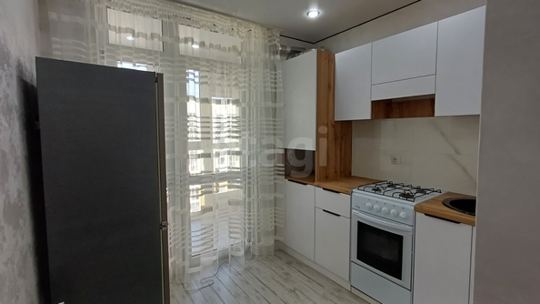 
  Продается 1-комн. квартира, 30.8 м², Прекрасная ул, д. 19
. Фото 3.