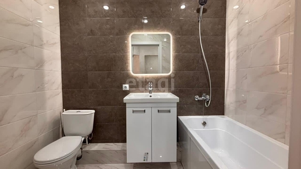 
  Продается 1-комн. квартира, 30.8 м², Прекрасная ул, д. 19
. Фото 6.