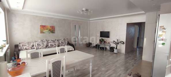 
  Продается 4-комн. квартира, 110 м², Л.Толстого ул, д. 45
. Фото 2.