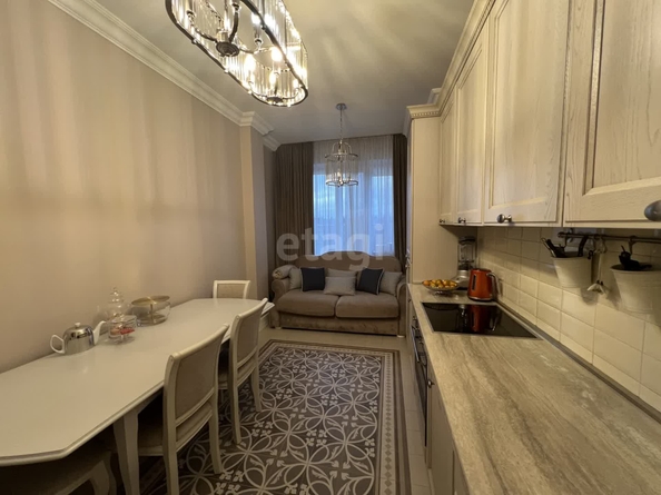 
  Продается 2-комн. квартира, 65.9 м², Спартака ул, д. 2
. Фото 3.