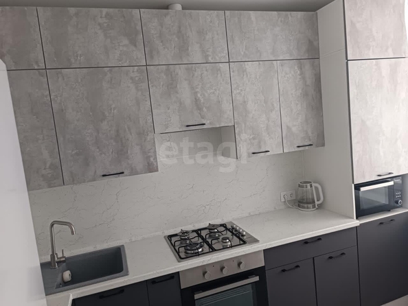 
  Сдается 1-комн. квартира, 40 м², 45 Параллель ул, д. 83
. Фото 7.