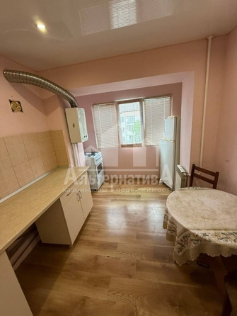 
  Продается 1-комн. квартира, 30 м², Героев Медиков ул
. Фото 2.