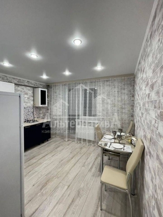 
  Продается 1-комн. квартира, 43 м², Булгакова ул
. Фото 6.