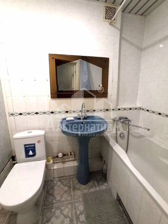 
  Продается 2-комн. квартира, 52.6 м², Красивая ул
. Фото 7.