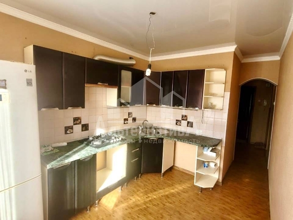 
  Продается 1-комн. квартира, 34 м², Огородная ул
. Фото 2.