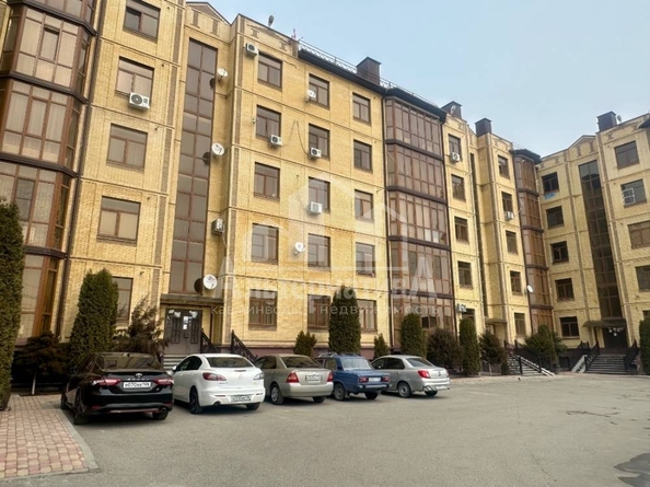 
  Продается 2-комн. квартира, 62 м², 70 лет Победы ул
. Фото 1.