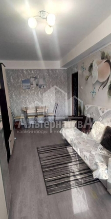 
  Продается 2-комн. квартира, 43 м², Крутая дорога ул
. Фото 4.