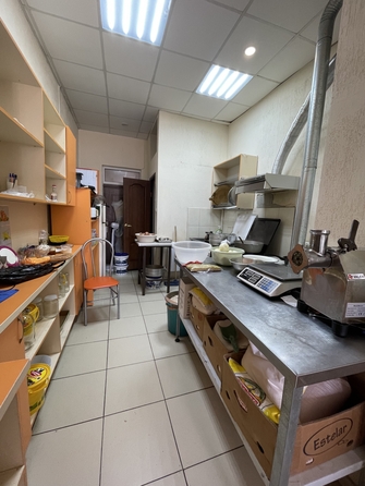 
  Продается универсальное помещение, 29 м², Акопянца ул, д. 2
. Фото 3.